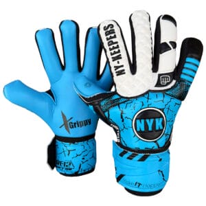 Warrior X-Grippy gloves backhand with 3D latex punch zone, Warrior X-Grippy Kids goalkeeper gloves Black & Gold edition front view